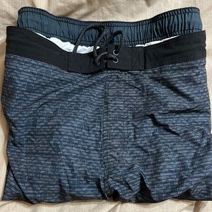 Men’s swimming shorts